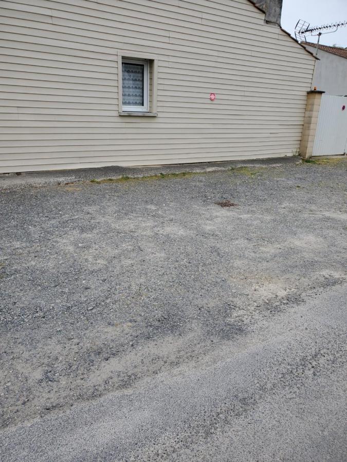 Mobil Home Chez L Habitants サン・ジャン·ド・モン エクステリア 写真
